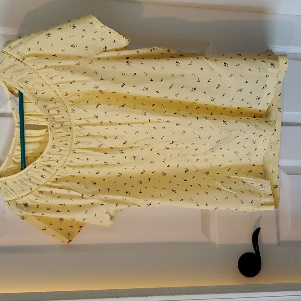 Loft short sleeve blouse